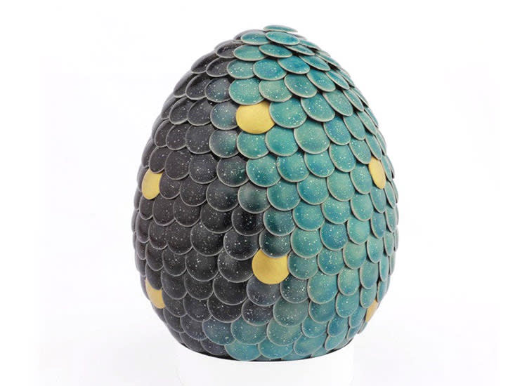 gender-reveal-dragon-color-changing-egg