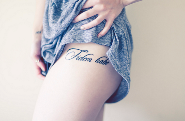 Thigh-tattoo-designs-for-girls6