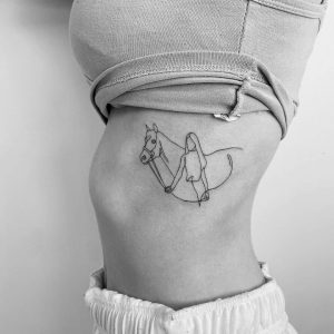 17 Pretty Side Tattoos for Women With Complete Guide - ZestVine - 2025