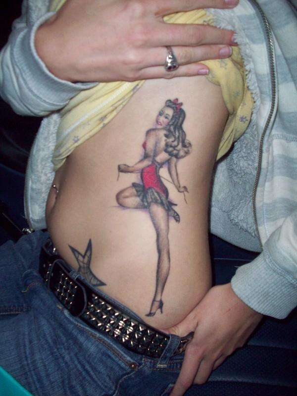 pin-up-girl-tattoo