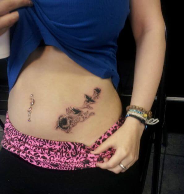female-stomach-tattoos