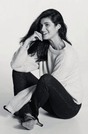 19 Irresistible Photos of Anya Chalotra, Actress (Yennefer) of 'The