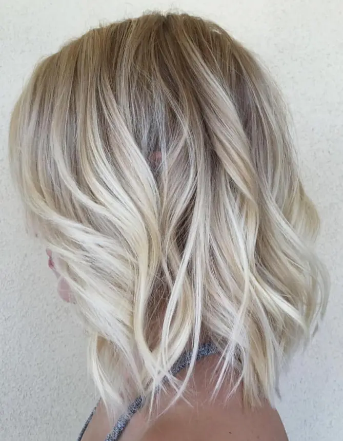 Medium Hairstyle for Women with Blonde Hair