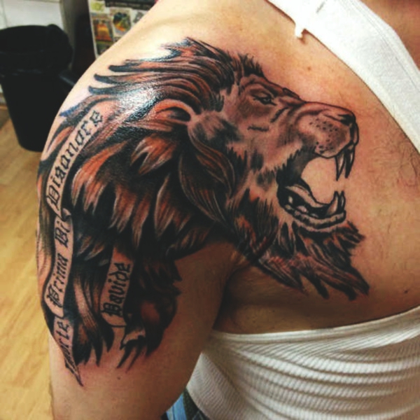 lion shoulder tattoos for guys