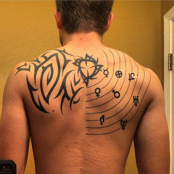 23 Awesome Back Tattoos for Men, Upper Back to Full Back Tattoos - ZestVine  - 2023