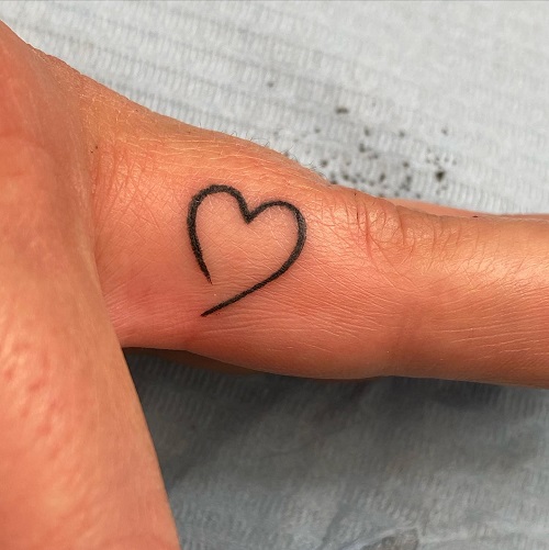 Simple-Heart-Tattoo for men