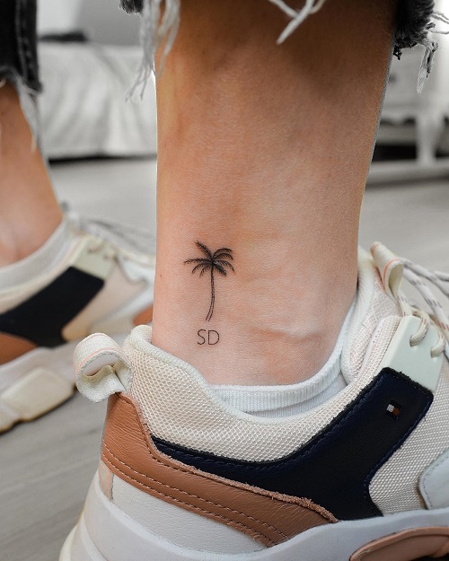Simple-Leg-Tattoo for men