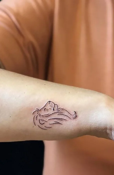 Simple Lion-Tattoo for men
