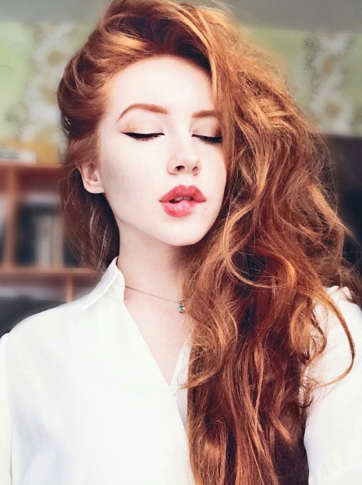 pretty hot redhead girl
