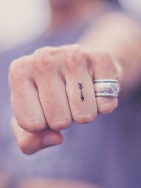 arrow tattoo for finger