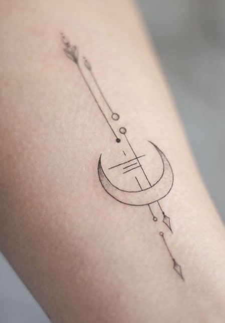 arrow tattoo for hand