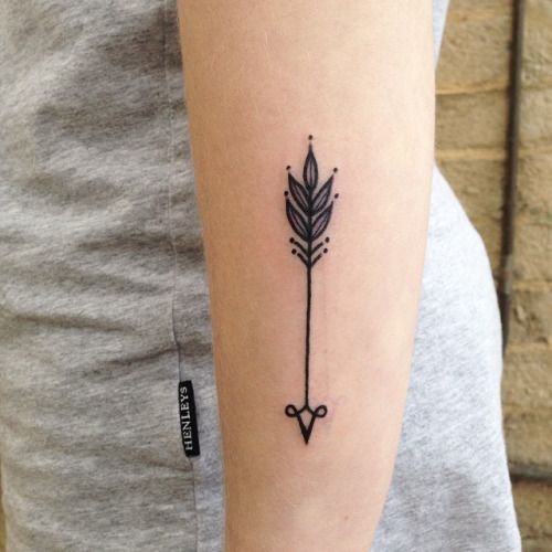 designer arrow tattoo