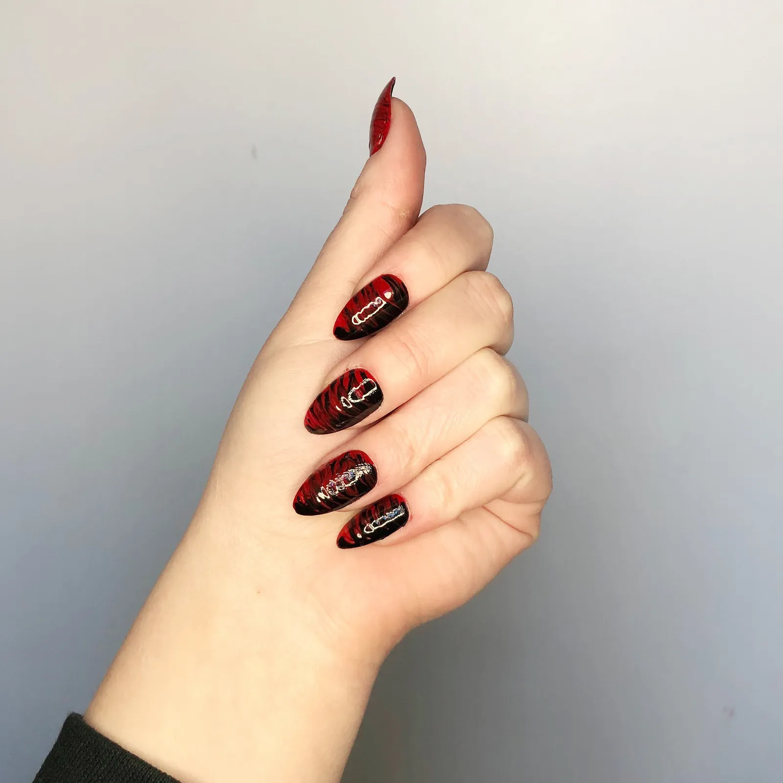 red nail art design ideas