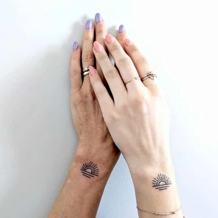 Sunrise-minimalist-Mother Daughter Tattoos