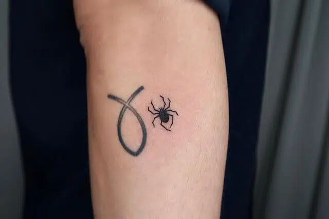 Small-spider-tattoo design