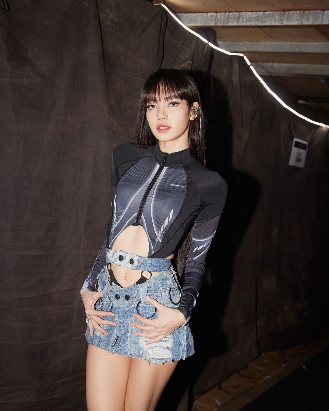 45 Cute & Hot Pics of Lisa Manoban from Blackpink Know About Her