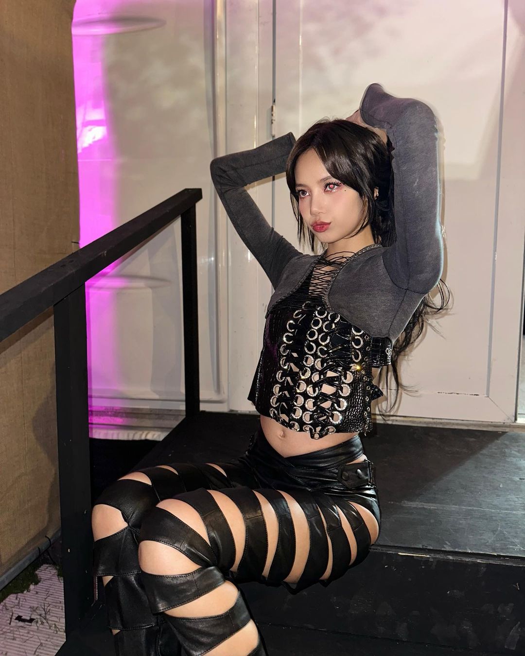 Lisa Thai Rapper black striped pant